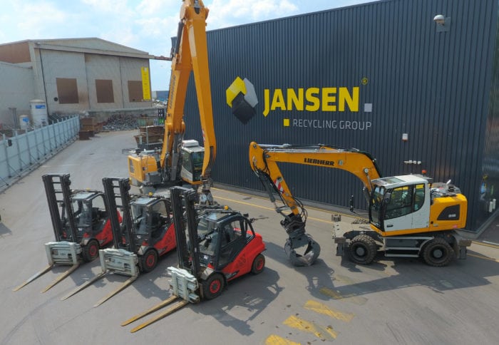 New grab cranes and forklift trucks - Jansen Recycling Group